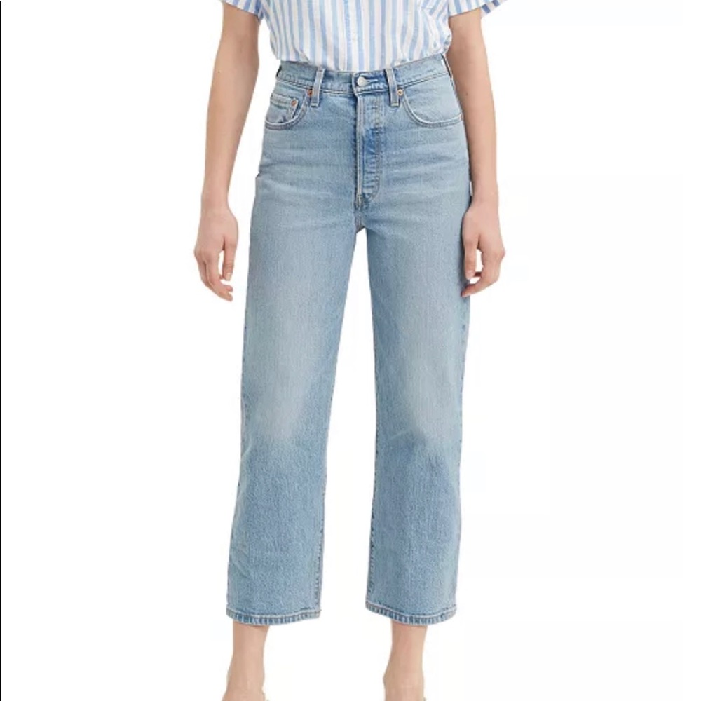 Levi’s Ribcage jeans